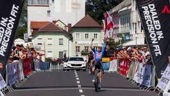 Premierentitel auf der Straße für Michael Gogl und Katharina Sadnik 